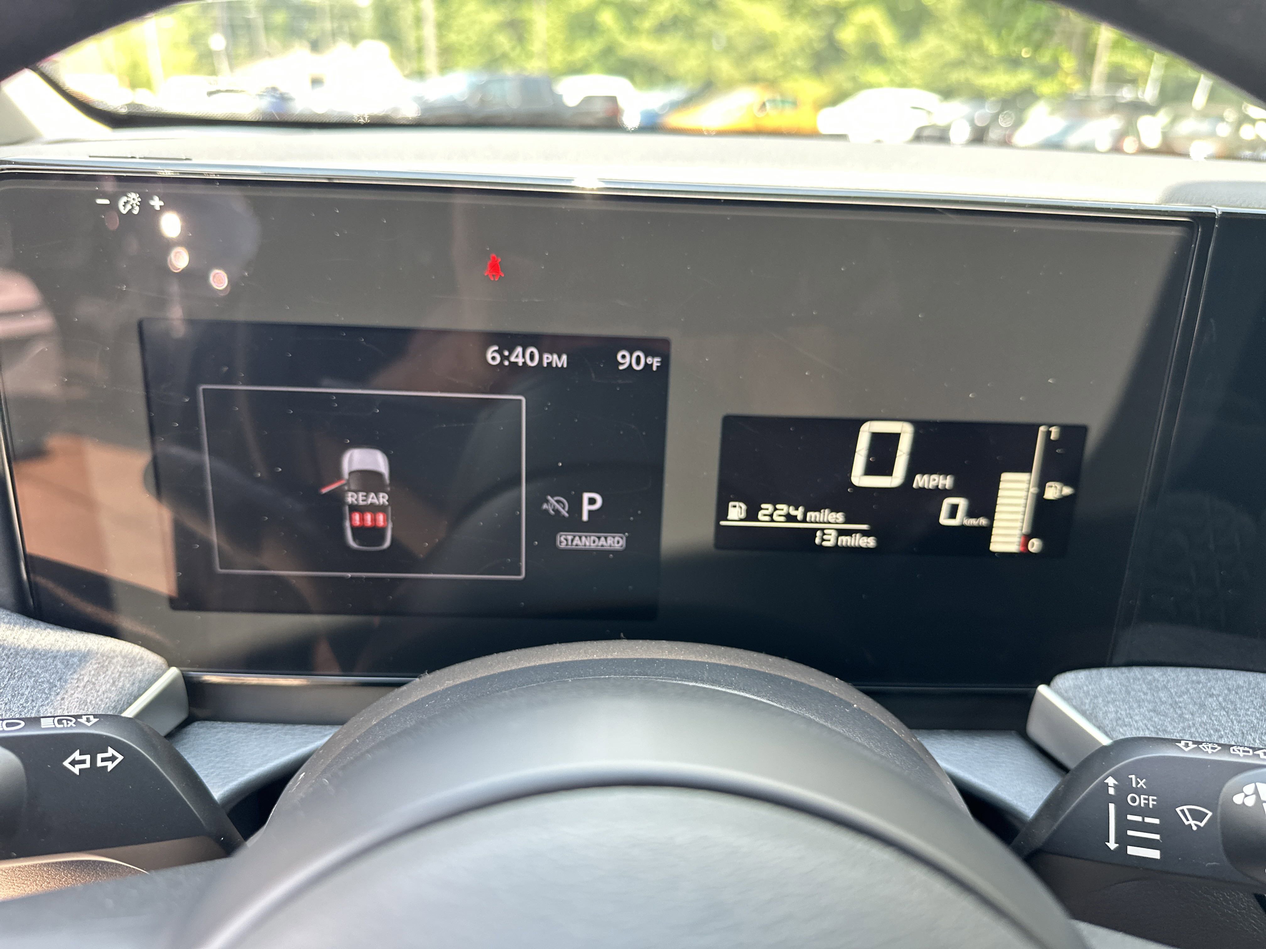 2025 Nissan Kicks SV photo 12