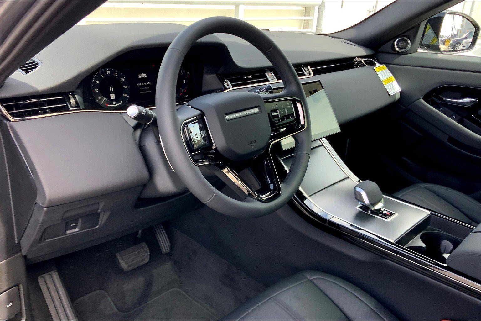 2026 Land Rover Range Rover Evoque S photo 4