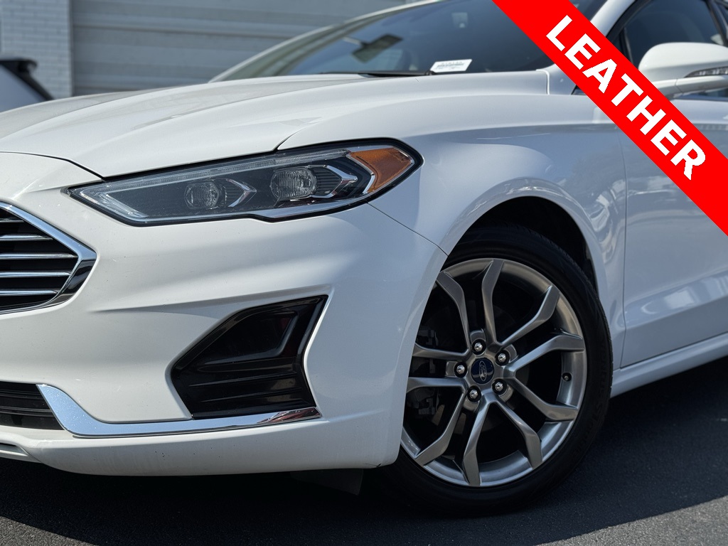2020 Ford Fusion SEL photo 4