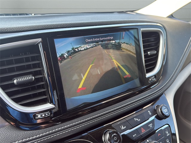 2024 Chrysler Pacifica Hybrid photo 23
