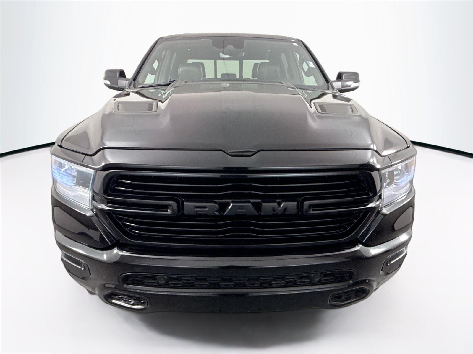 2021 Ram 1500 Laramie Night Edition photo 3