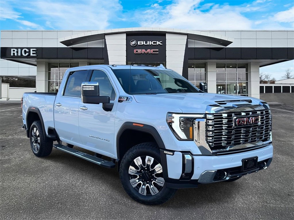2026 GMC Sierra 2500HD Denali's photo