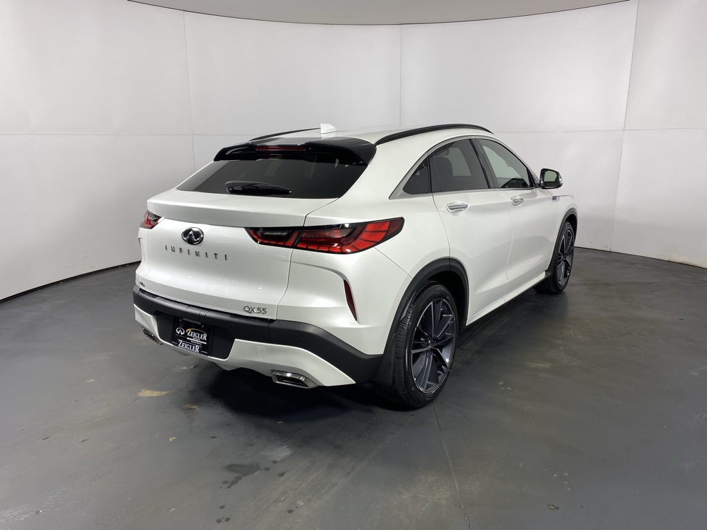 2025 Infiniti QX55 Essential photo 8