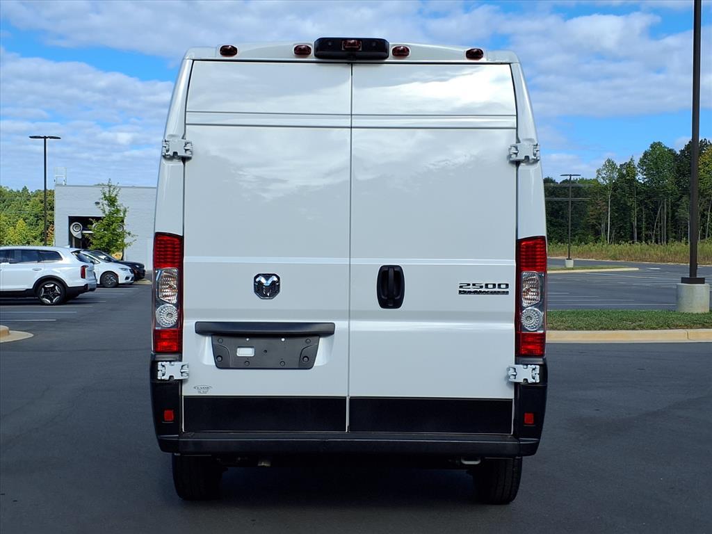 2023 Ram ProMaster 2500 photo 3