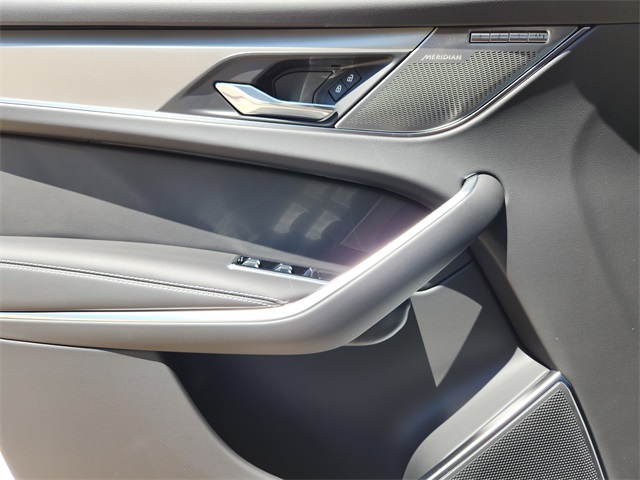 2026 Jaguar F-PACE P250 R-Dynamic S photo 18