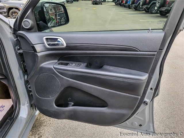 2022 JEEP GRAND CHEROKEE - Image 28