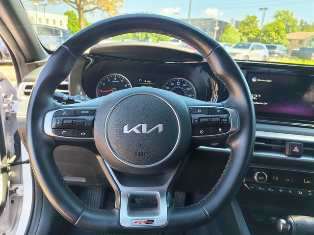 2022 Kia K5 GT-Line photo 26