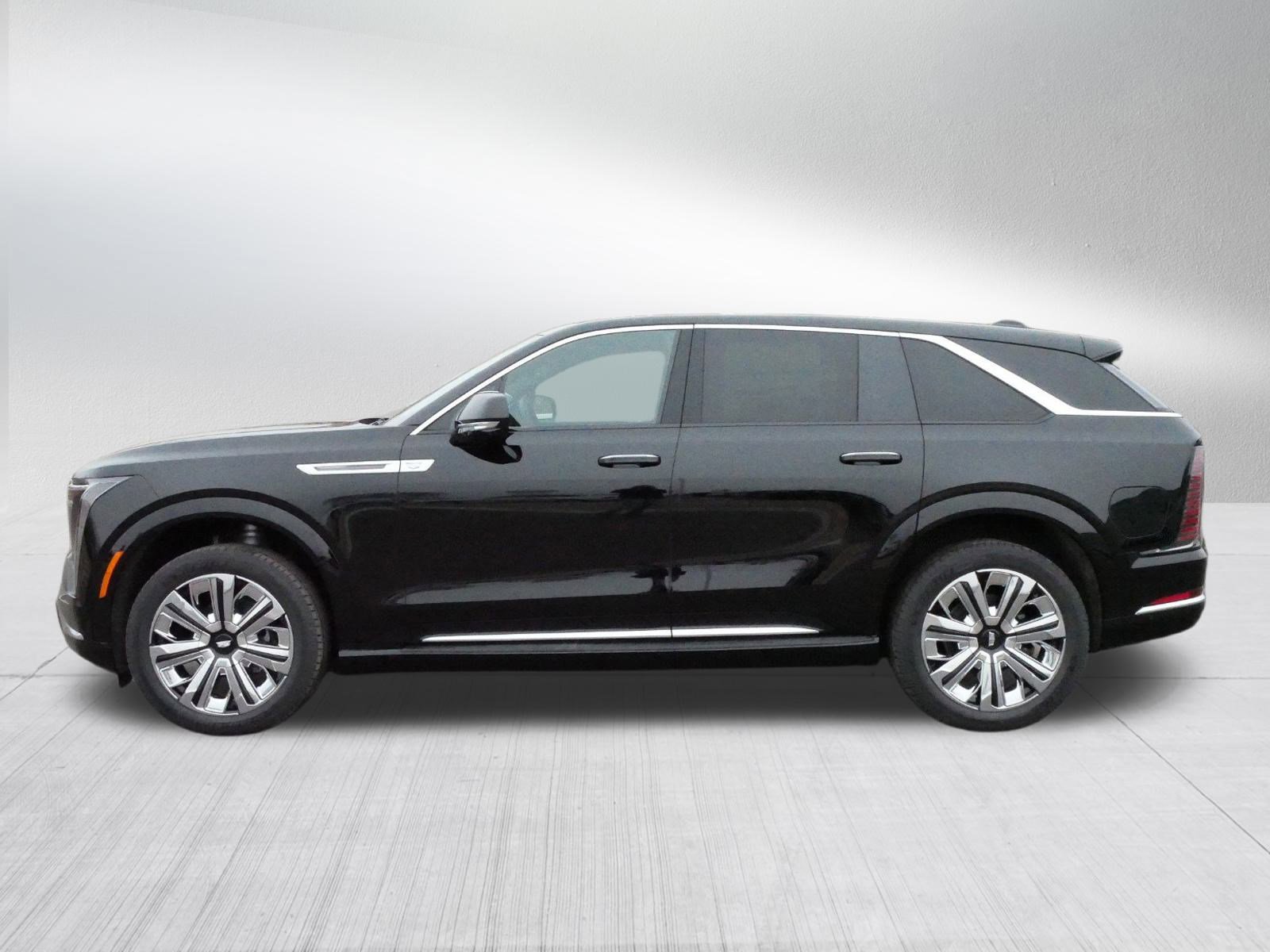 2025 Cadillac Escalade IQ Luxury photo 4