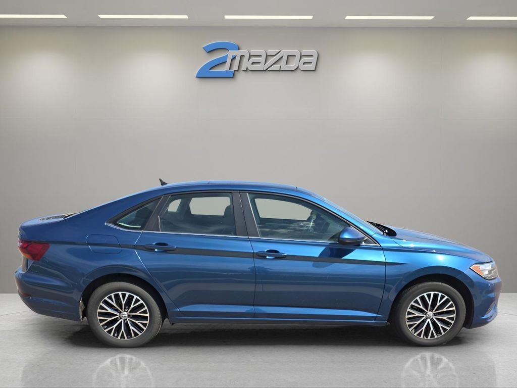 2019 Volkswagen Jetta SE photo 6