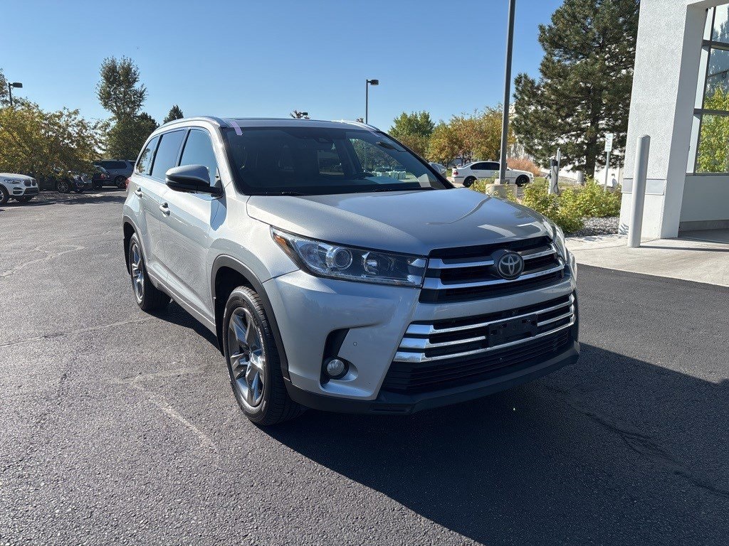 2017 Toyota Highlander Limited Platinum photo 7