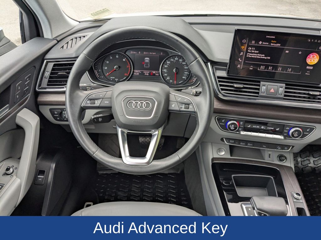 2022 Audi Q5 S line Premium 45 TFSI photo 11