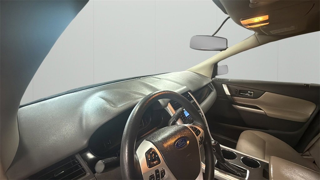 2013 Ford Edge SE photo 28