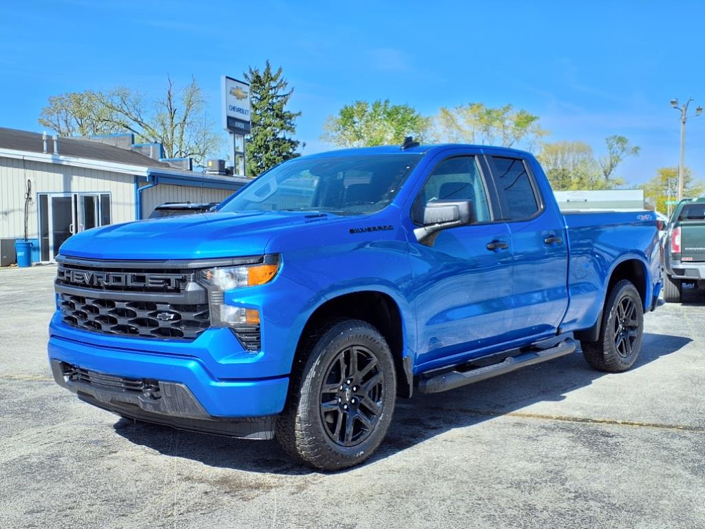 2025 Chevrolet Silverado 1500 Custom's photo