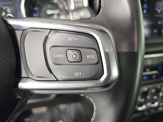 2023 Jeep Wrangler Sahara 4xe photo 15