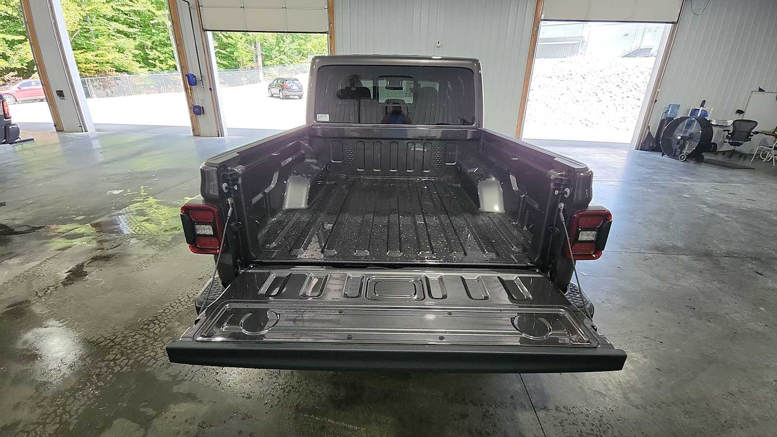 2025 Jeep Gladiator Mojave photo 26