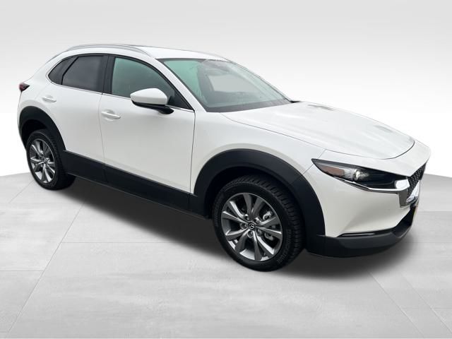 2023 Mazda CX-30 Select's photo