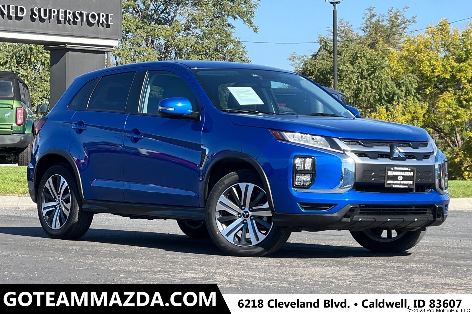 2024 Mitsubishi Outlander Sport SE's photo