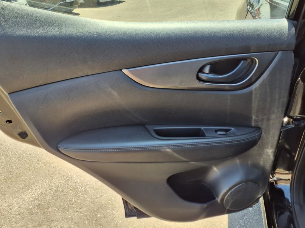 2021 Nissan Rogue Sport S photo 20