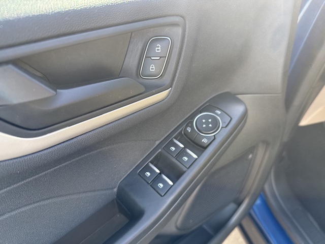 2022 Ford Escape SE photo 16