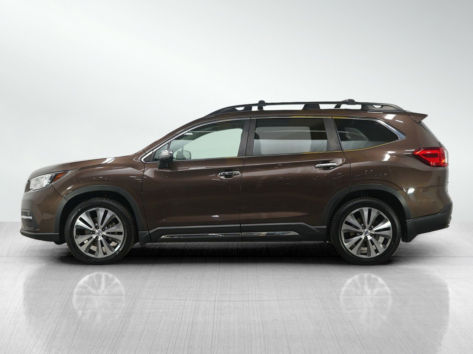 Used 2019 Subaru Ascent Touring with VIN 4S4WMARD3K3421914 for sale in Burnsville, Minnesota