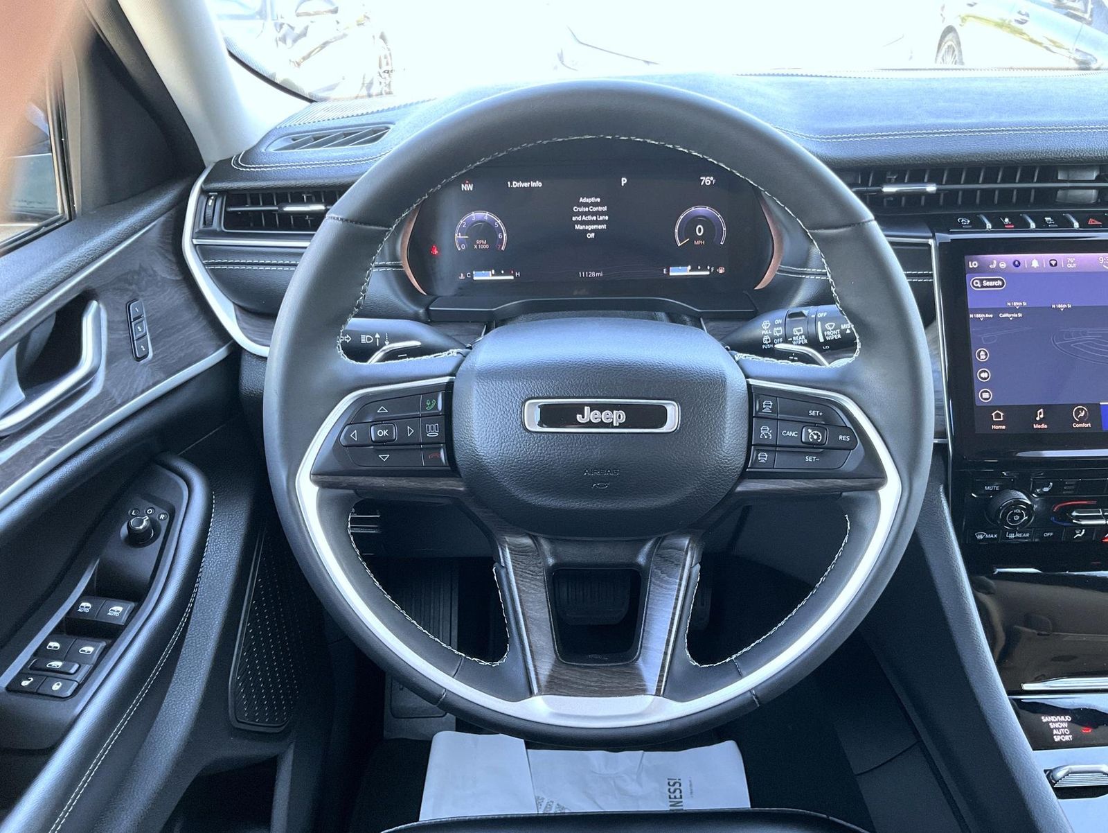 2023 Jeep Grand Cherokee Limited photo 9