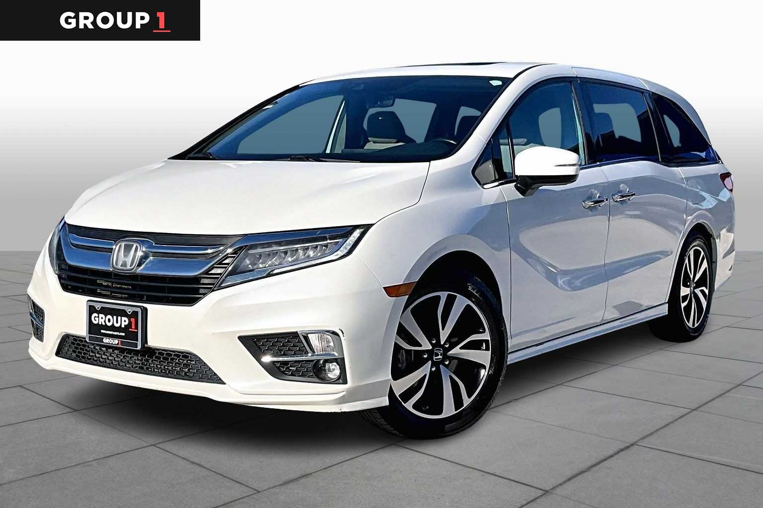 2019 Honda Odyssey Elite's photo