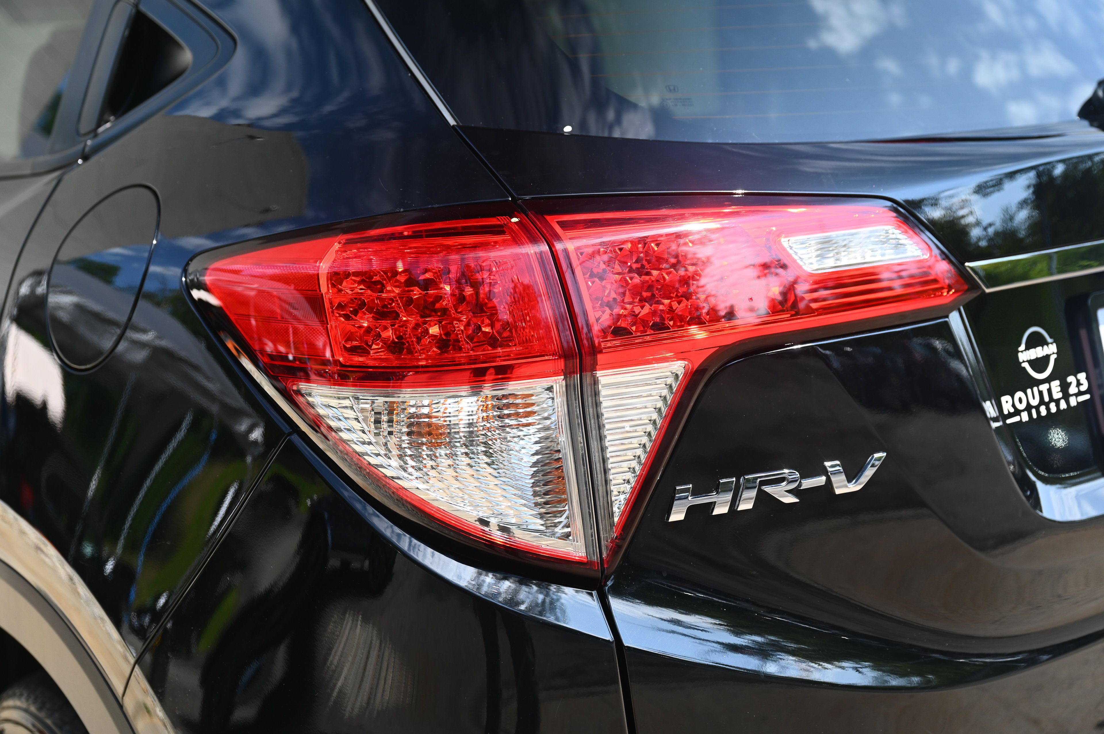 2022 Honda HR-V EX-L photo 9