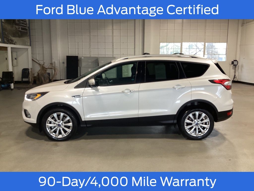 2017 Ford Escape Titanium photo 2