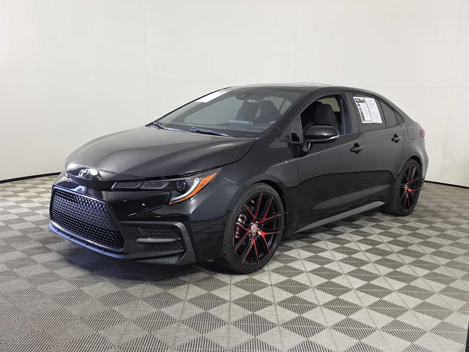 2021 Toyota Corolla SE photo 3