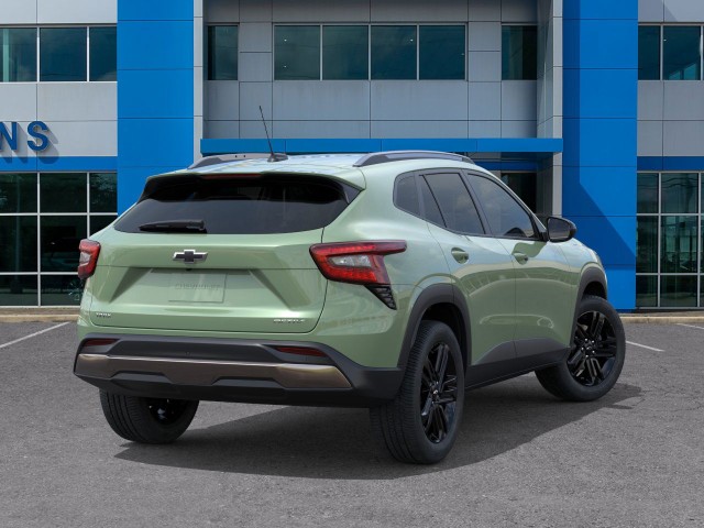2026 Chevrolet Trax ACTIV photo 2