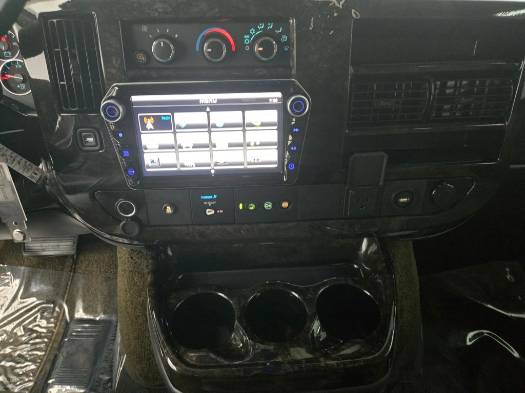 2023 Gmc Savana 2500 Cargo photo 22