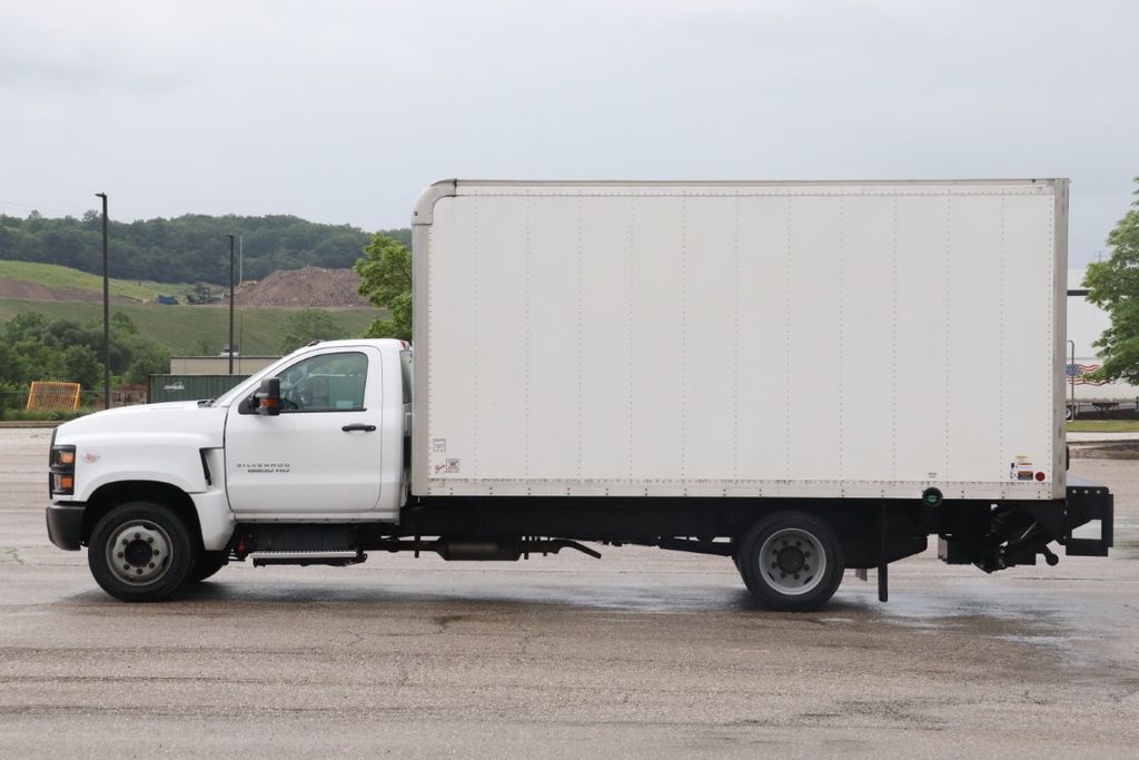 2022 Chevrolet Silverado 4500HD Work Truck photo 4