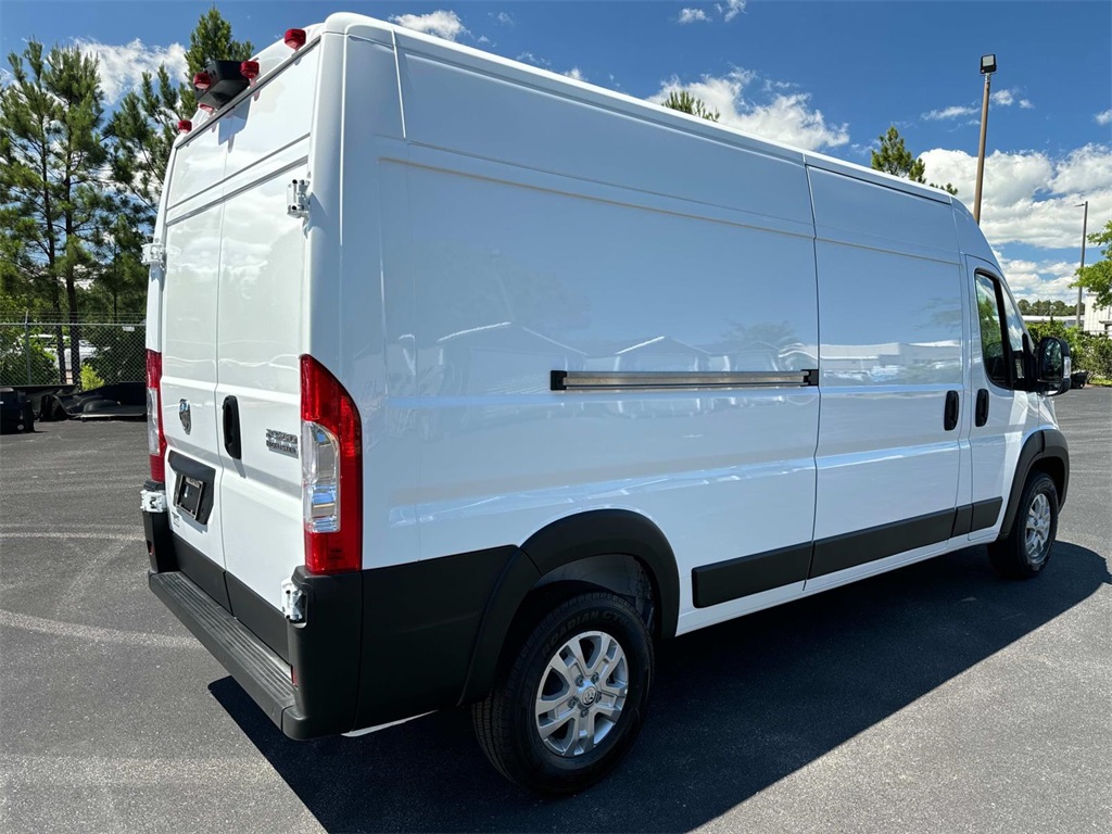 2024 Ram ProMaster 2500 Cargo Van photo 2