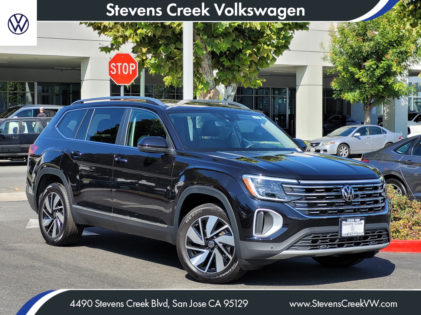 2024 Volkswagen Atlas SEL's photo