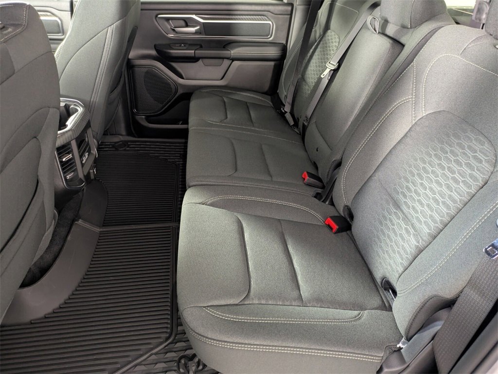 2025 Ram 1500 Big Horn photo 8