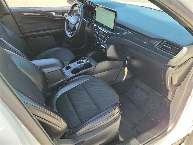 2025 Ford Escape ST-Line photo 22