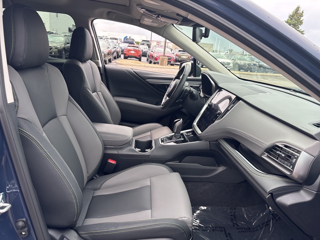 2025 Subaru Outback Onyx Edition photo 10