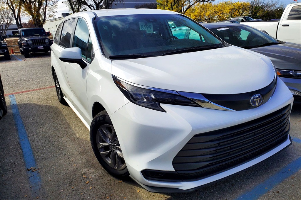 2024 Toyota Sienna