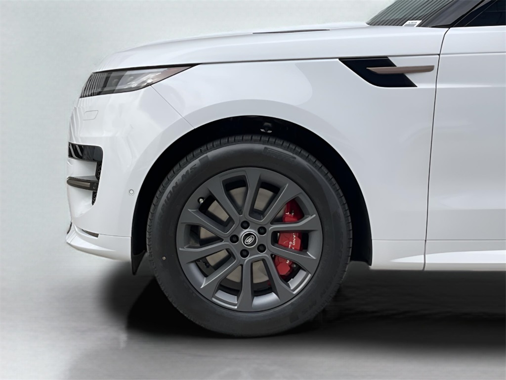 2025 Land Rover Range Rover Sport SE photo 8