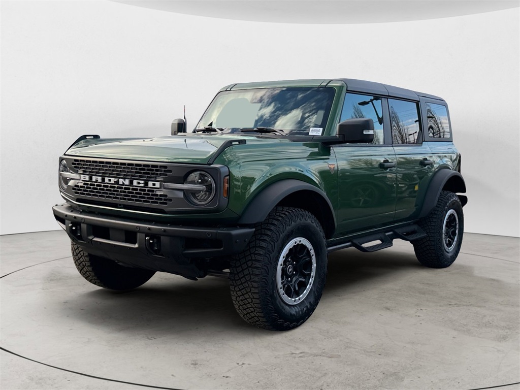 2023 Ford Bronco 4-Door Badlands