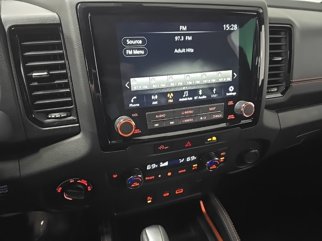 2023 Nissan Frontier PRO-4X photo 24