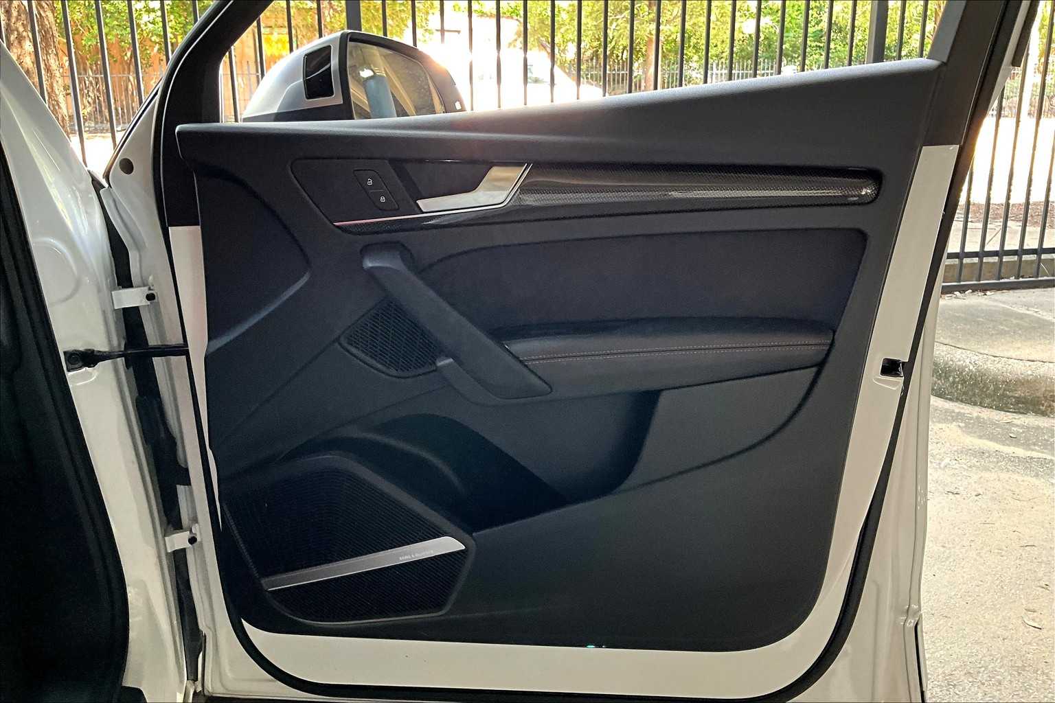 2023 Audi SQ5 Premium Plus photo 20