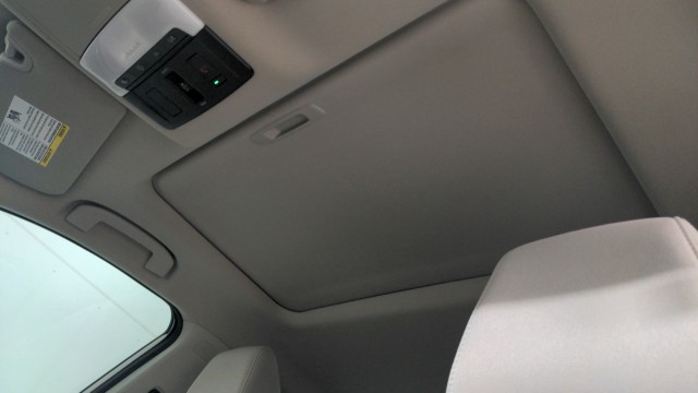 Used 2023 Pearl White Tricoat Nissan 2.5 SV image 16