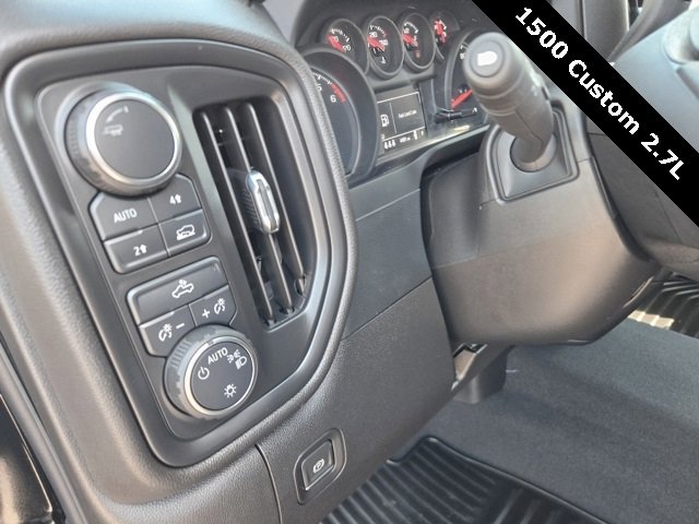 2024 Chevrolet Silverado 1500 Custom photo 13