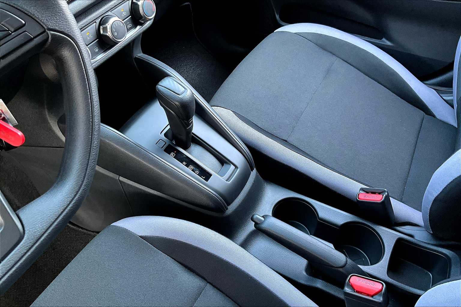 2025 Nissan Versa S photo 7