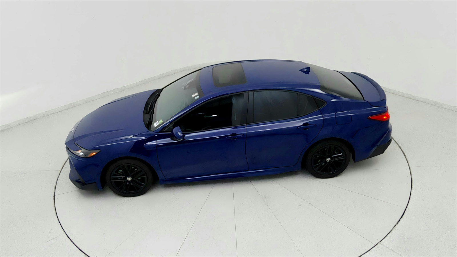 2025 Toyota Camry SE photo 15