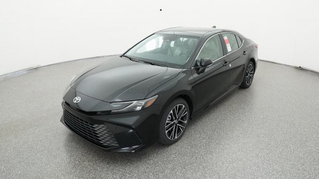 New 2025 Toyota Camry XLE in Miami @ West Kendall Toyota 4T1DAACK6SU069705