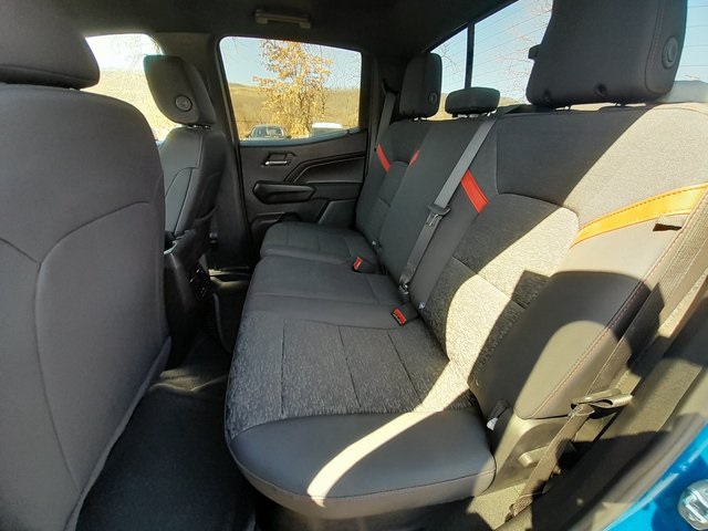 2024 Chevrolet Colorado Z71 photo 37