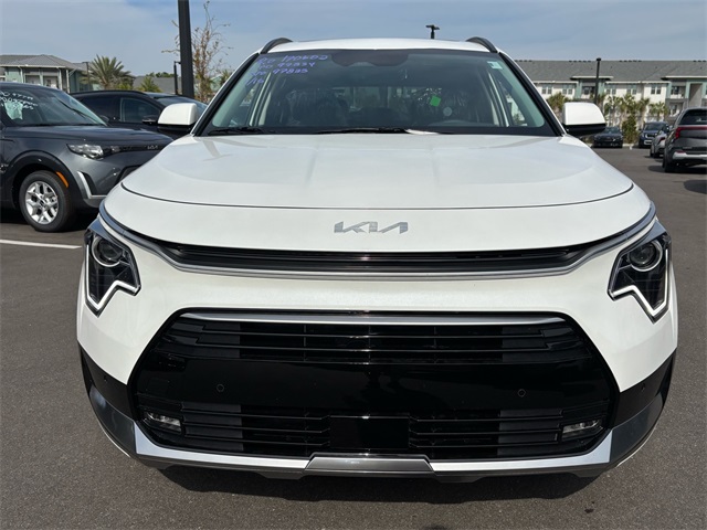 2026 Kia Niro SX photo 2
