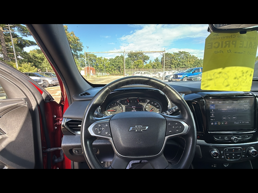 2023 Chevrolet Traverse RS photo 10